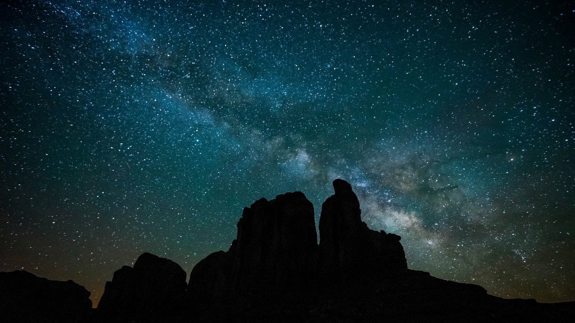 The Milky Way over Bridges National Park