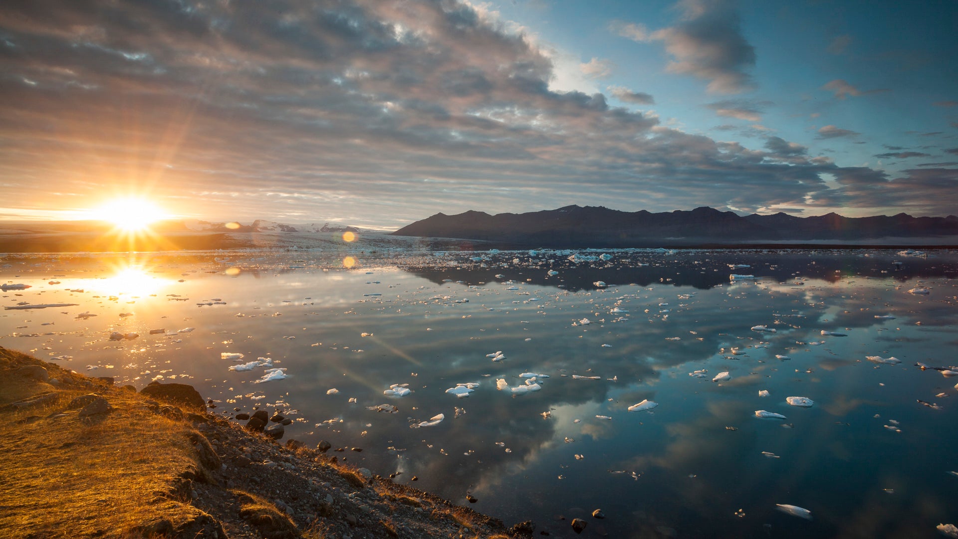 Sunset over Glacier Lagoon in Iceland