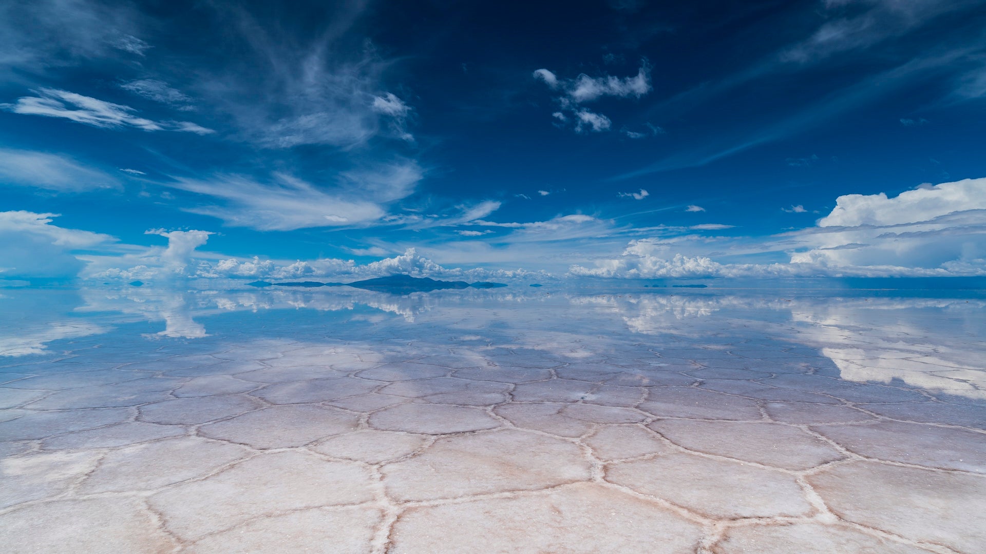 The Missing Horizon, Uyuni